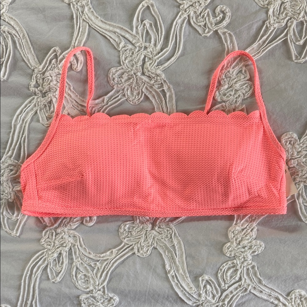 NWT Aerie Coral Scalloped Swimsuit Top
